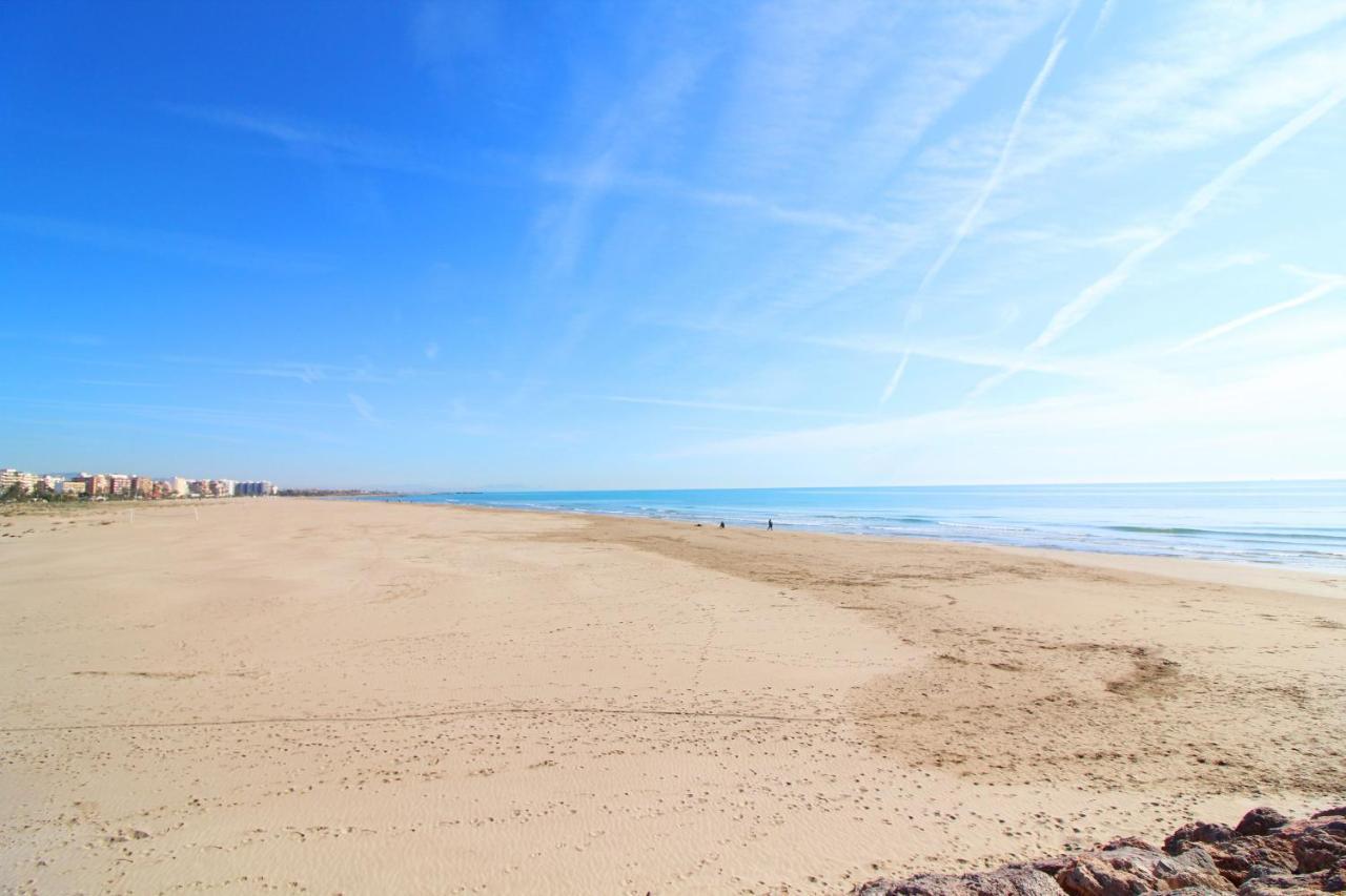 Global Properties, Planta Baja En Apartamento En Пуэтро-де-Сагунто Экстерьер фото